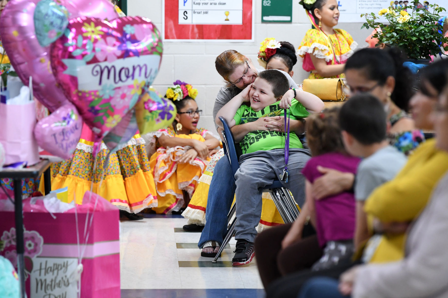 Neal Elementary's Mother's Day program